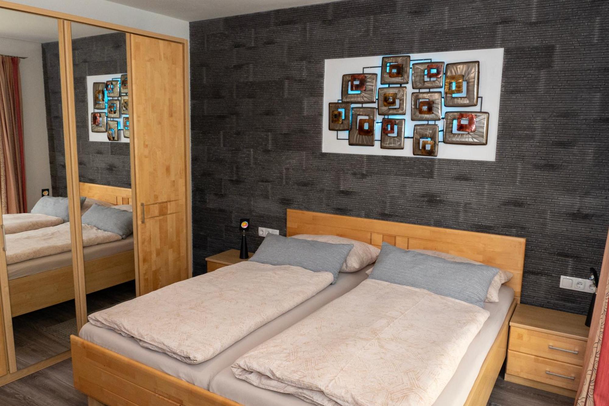 Haus Alpin Apartments Pettneu am Arlberg Exterior photo
